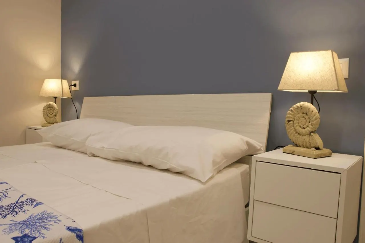 Athena Rooms With Private Spa Pachino 0*,  Italia